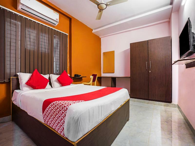 Hotel O Mint Leaves Near Alcazar Mall Hyderabad Exterior photo